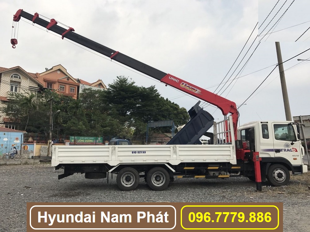 xe tải hd210 gắn cẩu unic 3 tấn